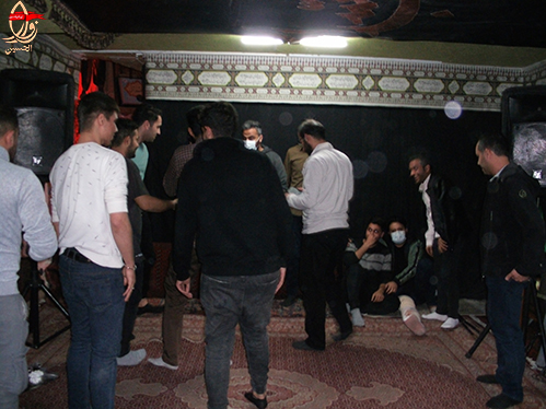 جمعی از جوانان هیئت زوارالحسین در حسینیه شهیددولت آبادی